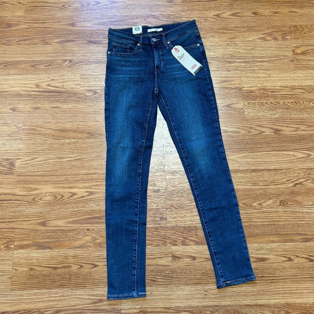NWT Levi's 311 Shaping Skinny